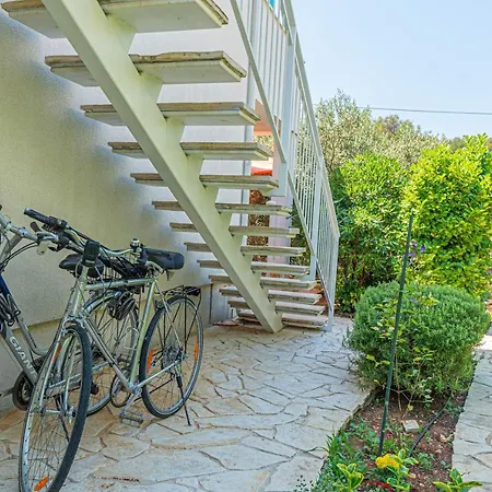 Apartments Villa Tribunj Tribunj  Exterior photo
