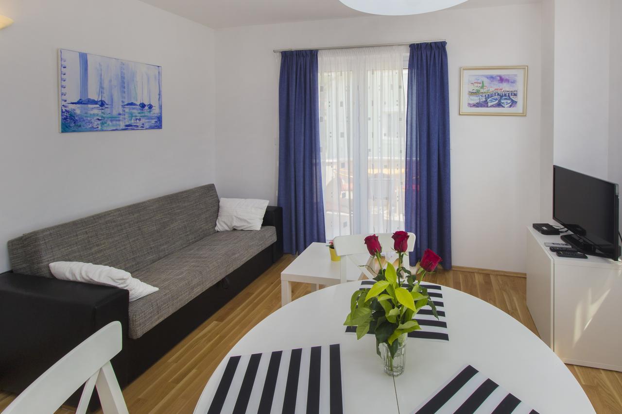 Apartment Apartments Villa Tribunj *